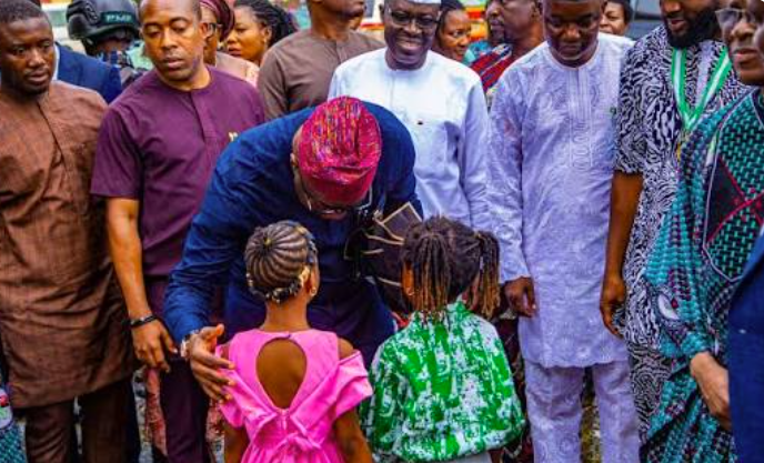 Oyo and Ogun Declare Work-Free Day for Teachers