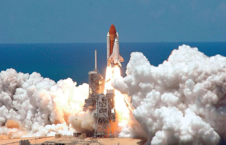 NASA and SpaceX Awarded $840 Million to Develop Next-Generation Deep Space Communications
