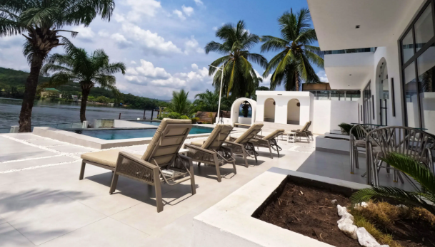 Volta River Luxury Resort Opens New Waterfront Villas
